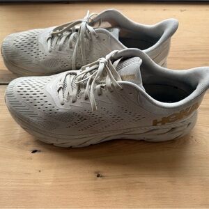 Hoka Clifton 7 almond Sneakers. Good condition.